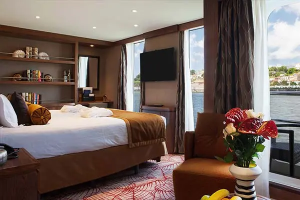 Spacious cruise suite room