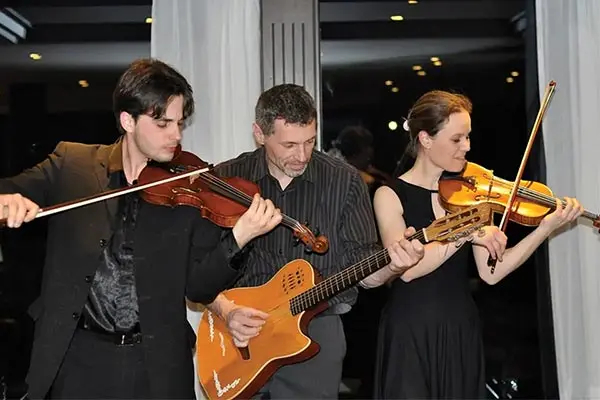Entertainment & Nightlife