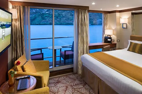 Private cruise balcony deck