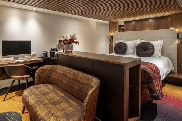 Spacious cruise suite room