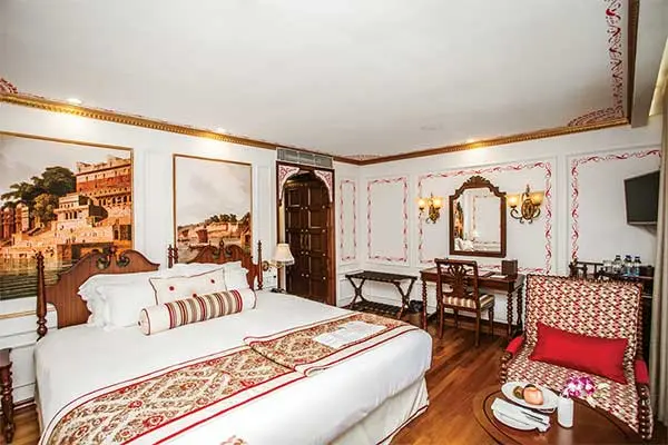 Spacious cruise suite room