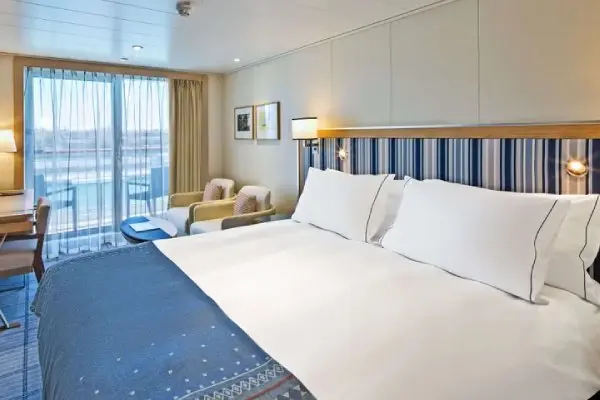 Private cruise balcony deck