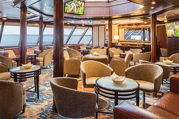 Bars & Lounges