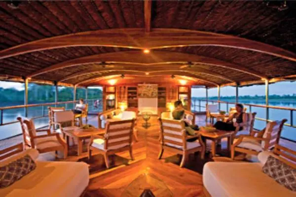 Bars & Lounges