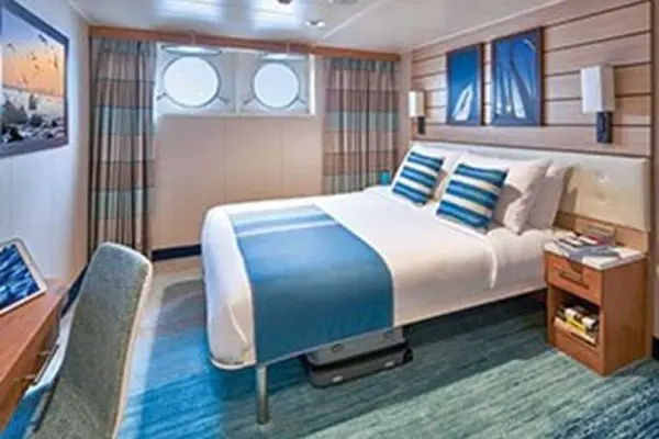 Open outdoor cruise scenery