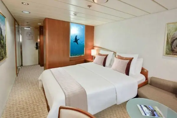 Open outdoor cruise scenery