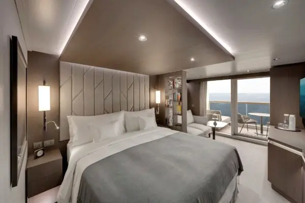 Spacious cruise suite room