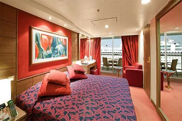 Private cruise balcony deck