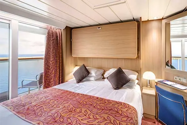 Private cruise balcony deck