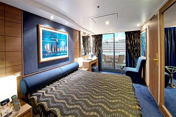 Private cruise balcony deck