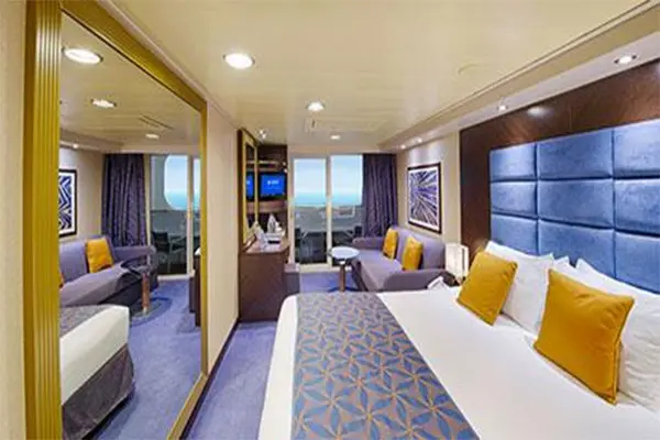 Private cruise balcony deck