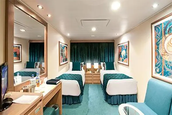 Open outdoor cruise scenery