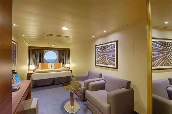 Open outdoor cruise scenery