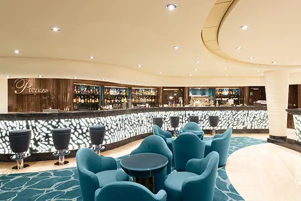 Bars & Lounges