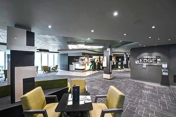 Bars & Lounges