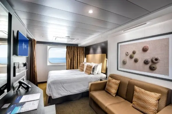 Open outdoor cruise scenery