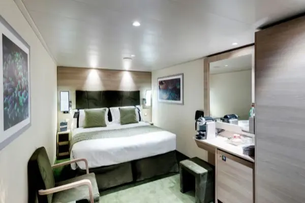 Spacious cruise suite room