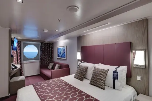 Open outdoor cruise scenery