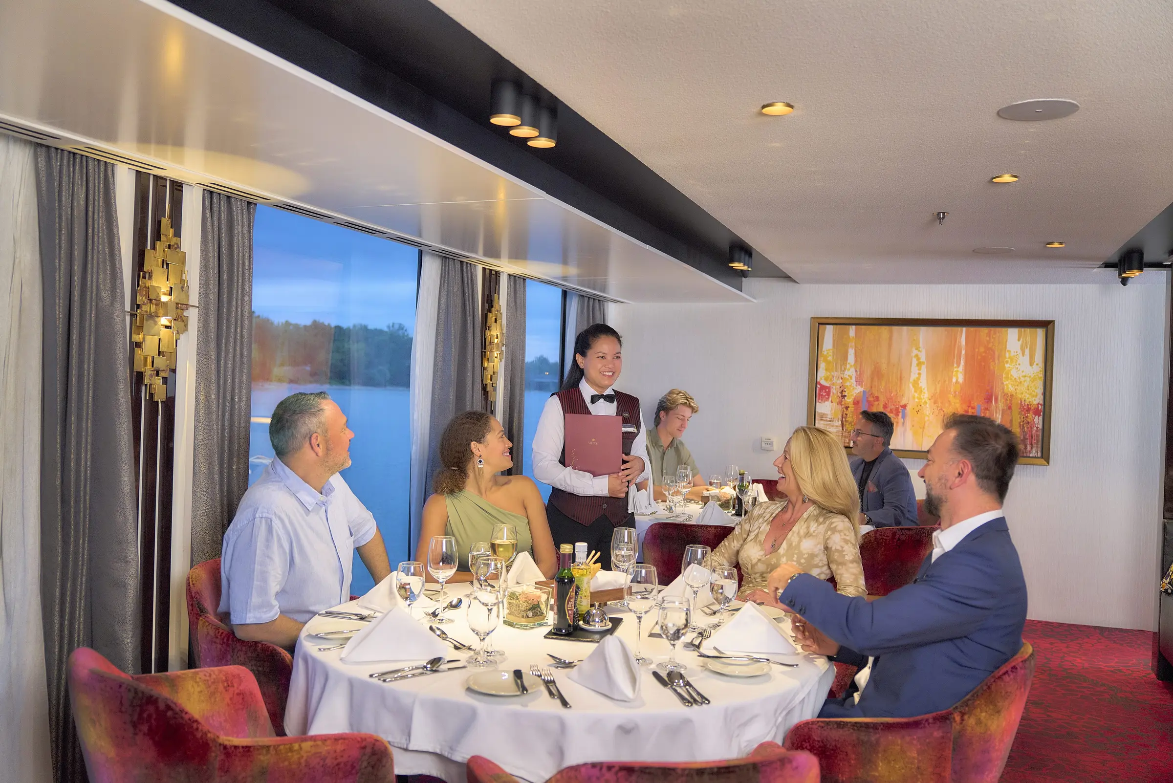 Savor world-class cuisine with floor-to-ceiling river views. From the Main Restaurant to The Chef’s Table, every meal is a scenic celebration.