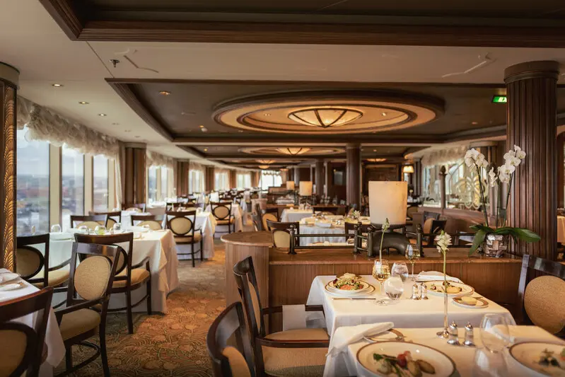Savor classic British dishes with a modern twist. Enjoy gourmet meals crafted from the finest ingredients in our world-renowned dining rooms.