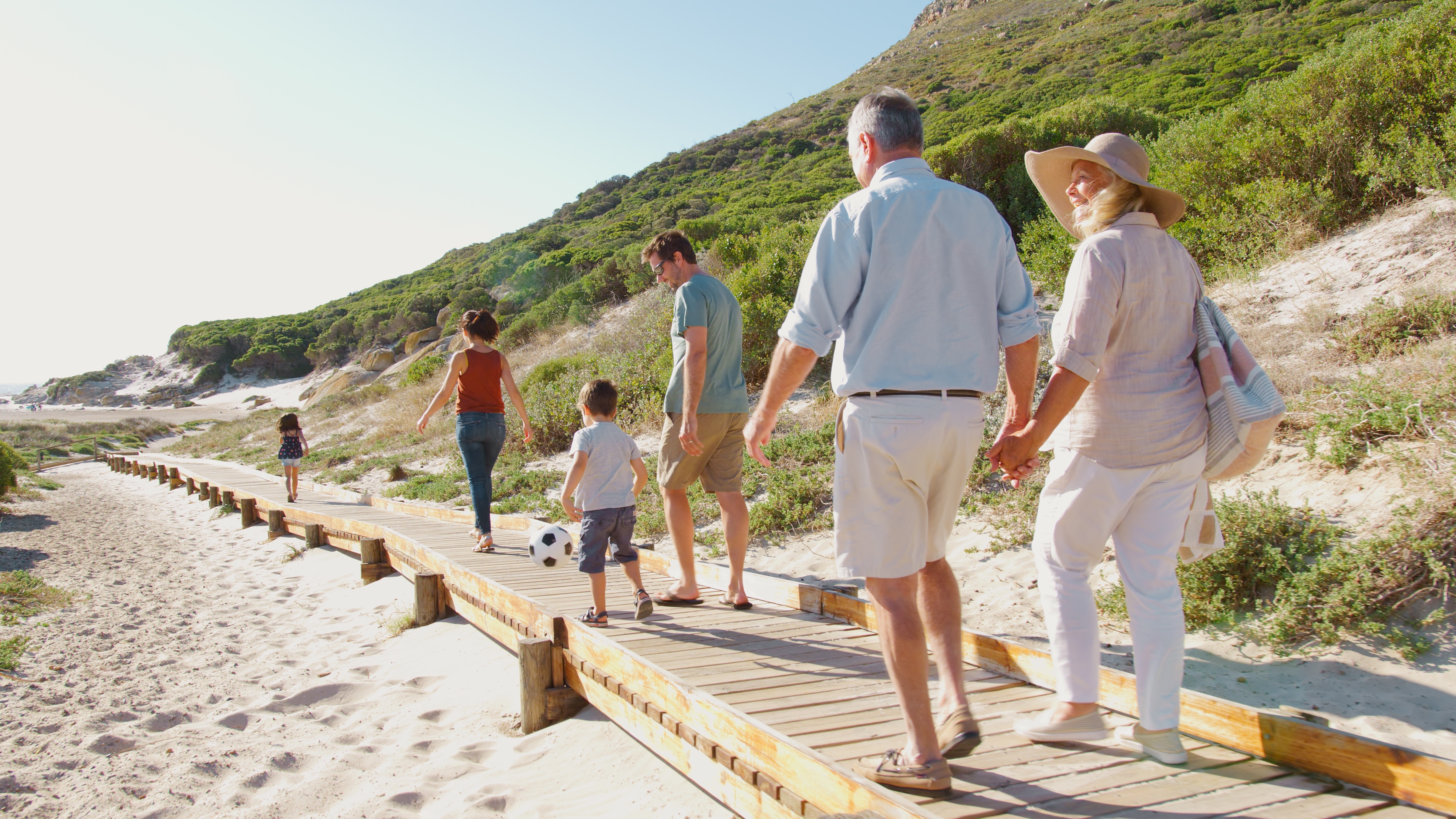 Elija un crucero de reunión familiar para unas vacaciones multigeneracionales.