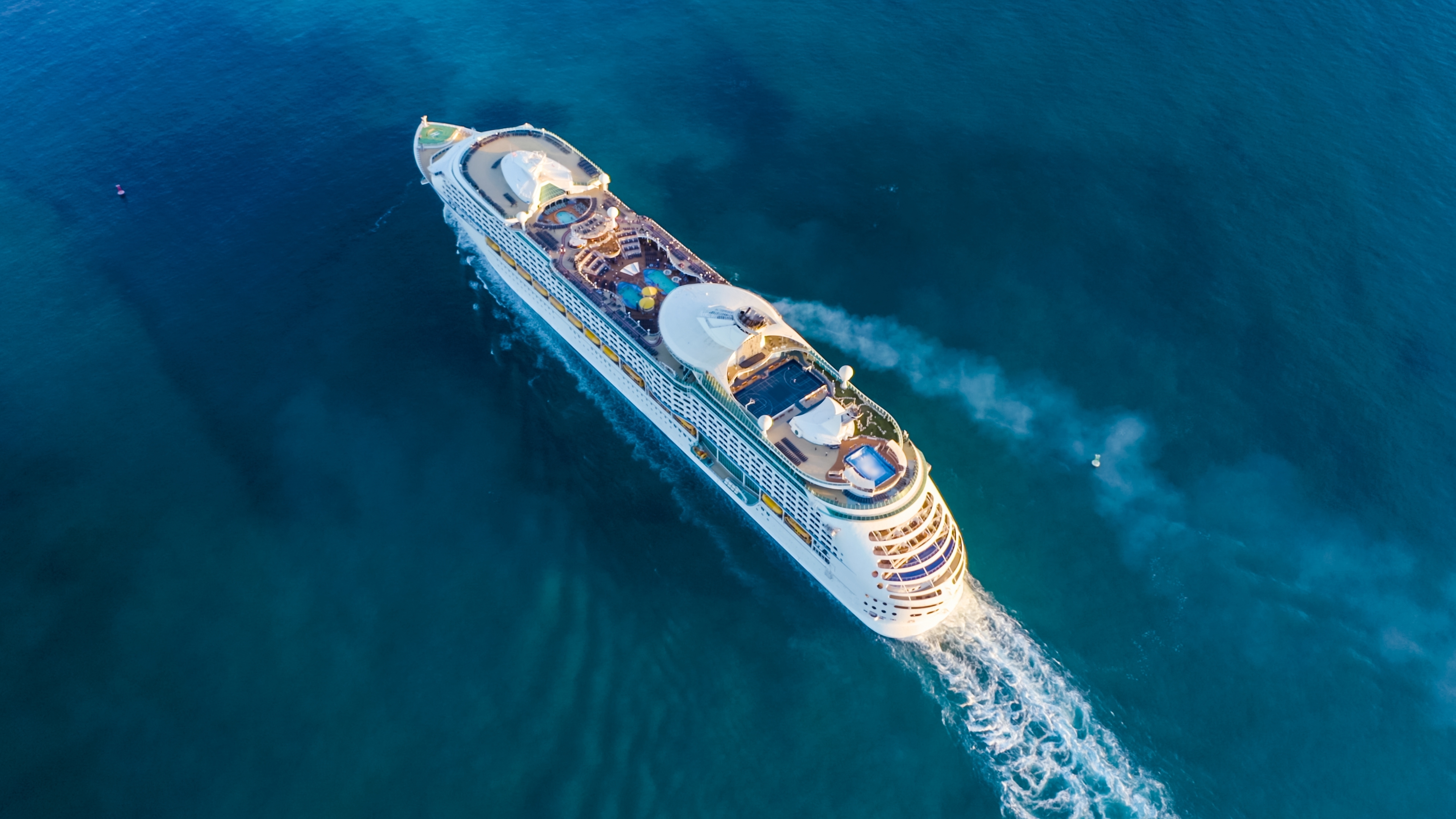 Prepárate para navegar con un crucero familiar.