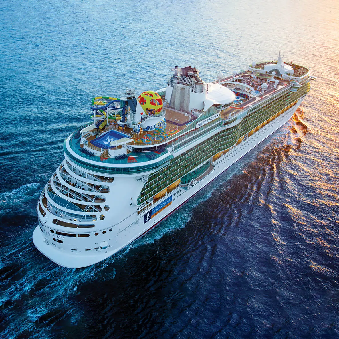 There’s a firm NO to FOMO onboard Independence of the Seas®. Hang ten on the FlowRider® surf simulator. Go head to head in a glow-in-the-dark laser tag clash in Battle for Planet Z®. And score game-changing grub at Playmakers℠ Sports Bar & Arcade. From next-level thrills to lowkey chill, celebrate each day at sea exactly how you want.
