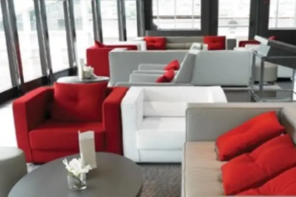 Bars & Lounges
