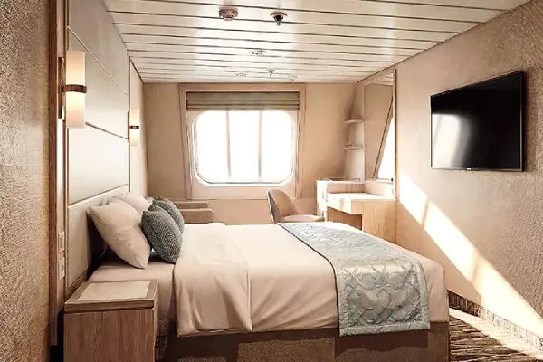 Open outdoor cruise scenery