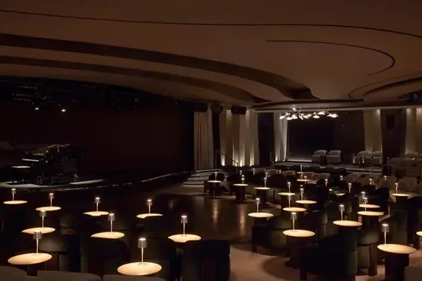 Entertainment & Nightlife